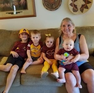 Meet your Posher, Gloria